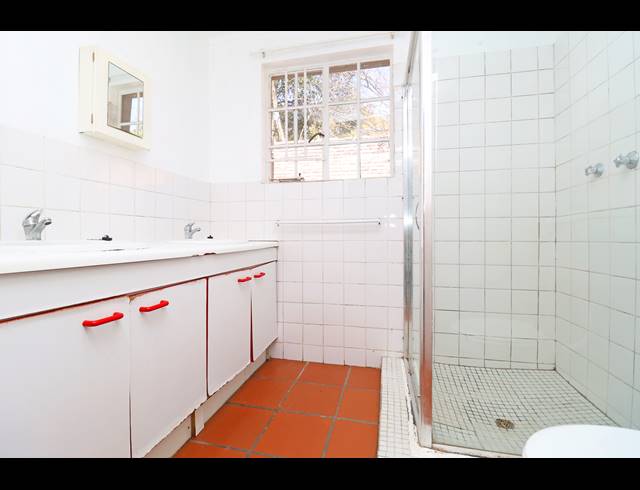 3 BEDROOM HOUSE FOR SALE IN WESTDENE
